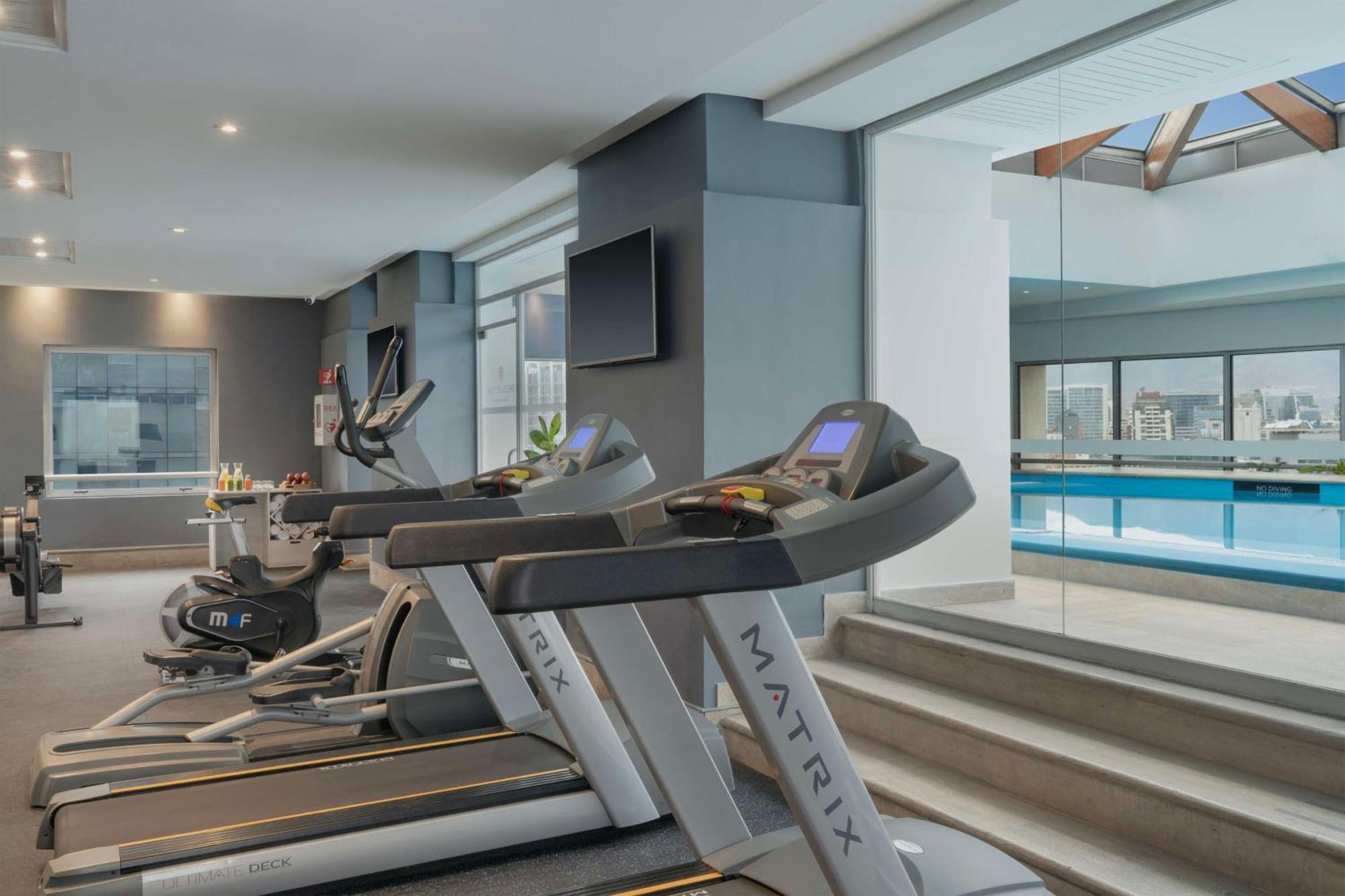 Hotel Nh Collection Plaza Santiago de Chile Zewnętrze zdjęcie The gym at the hotel